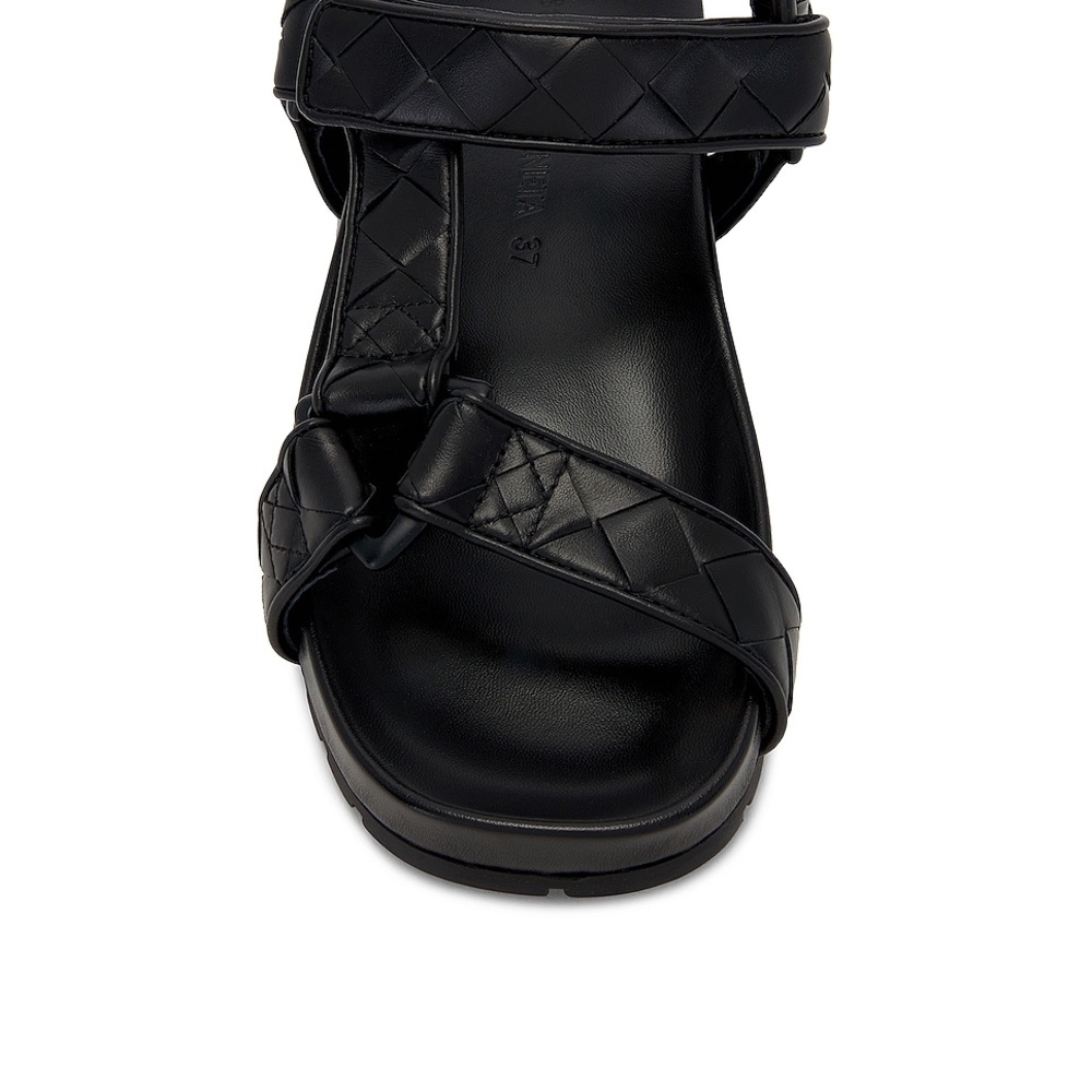 NEW Bottega Veneta Women's Black Intrecciato Trip Sandals - Picture 3 of 14